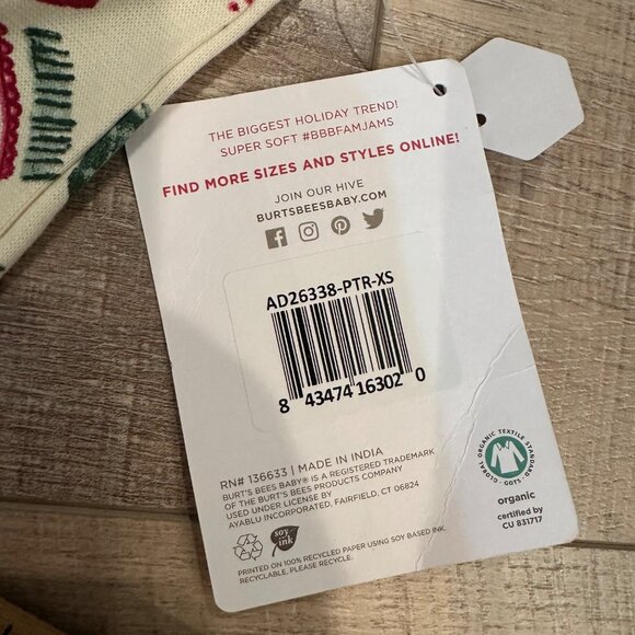 BURTS BEES BABYS WOMENS XS MITTEN RED AND GREEN ORGANIC COTTON PAJAMAS - Picture 7 of 12